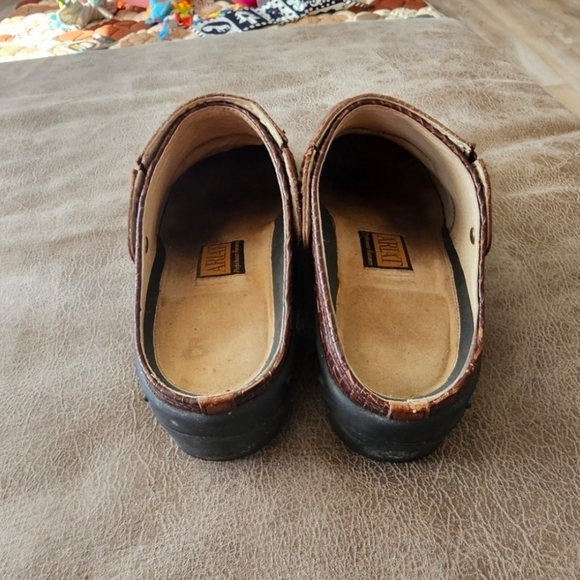 Ariat Weaved Leather Mule Slide - Picture 7 of 9